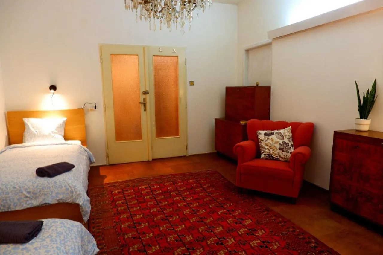 ROOMS Udolni Červený kostel Brünn  Apartman